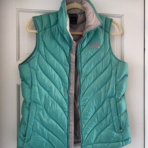 The North Face Women's Light Green Quilted Insulated Vest